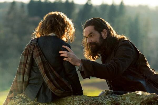 Cizinka - Série 5 - Hořící kříž - Z filmu - Duncan Lacroix