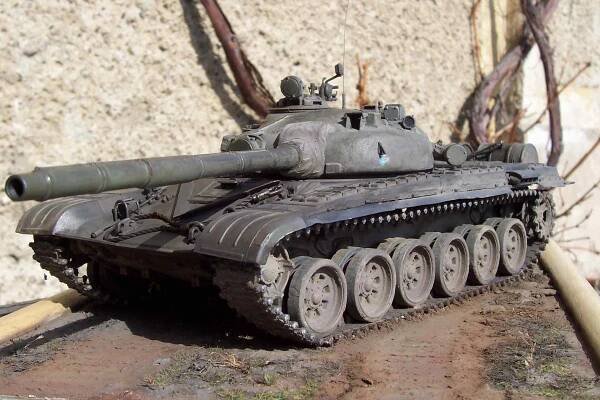 T-72 1/35 : Chlubitko