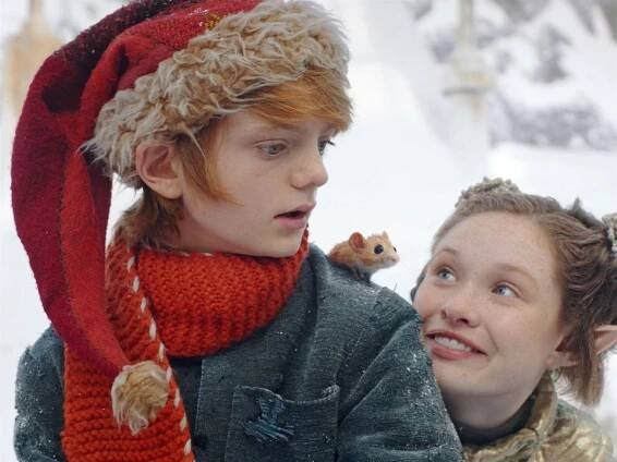 Henry Lawfull, Zoe Margaret Colletti - Chlapec, kterému říkají Vánoce - Z filmu