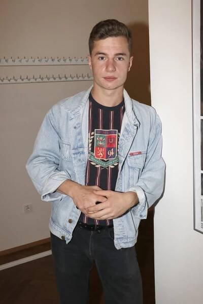 Oskar Hes patří k nejúspěšnějším mladým hercům.