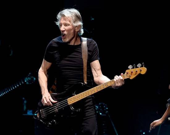Roger Waters Archives - SPIN