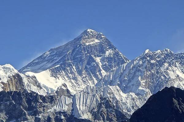 George Everest: The Man-Mountain