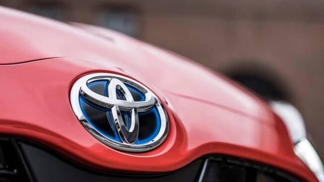 Toyota ukončila výrobu aut v Rusku, následovat může Mazda