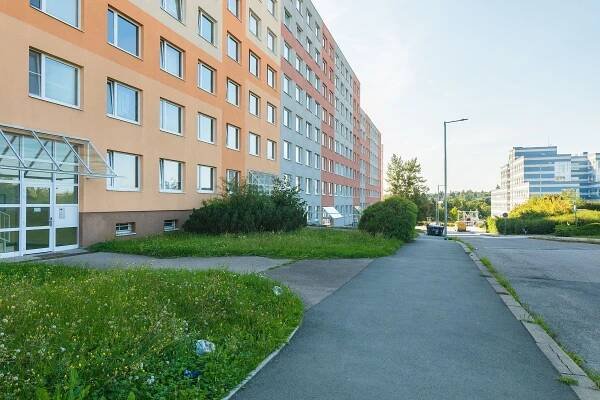 Prodej bytu 2+kk 46 m², Generála Janouška, Praha, Praha