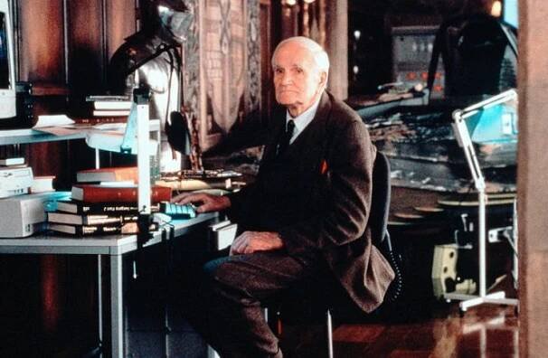 Jeden svět nestačí - Z filmu - Desmond Llewelyn