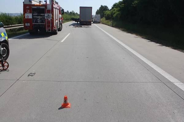 Dálnice D35 ve směru na Ostravu je u Olomouce po nehodě průjezdná