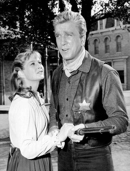 Leslie Nielsen - Wikimedia Commons