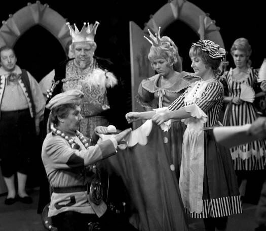 Když se čerti rojili (1966) | Recenze - Uživatelské | ČSFD.cz