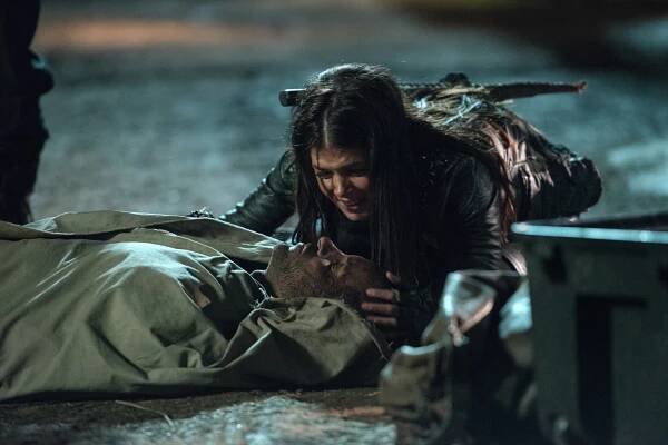 Prvních 100 - Demons (S03E12) (2016) | Tvůrci | ČSFD.cz