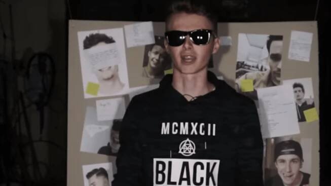 VIDEO: Youtuber se snaží hrát na Kazmu a dělá si srandu z MikeJePan nebo Pstruha. Není ale lidem pro smích?