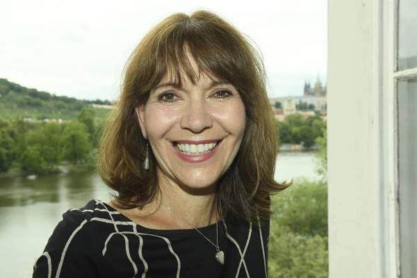 KVÍZ: Michaela Dolinová slaví kulatiny. Víte, že vymyslela nové slovo?