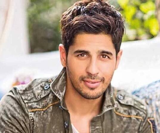 Sidharth Malhotra Biography – Facts, Childhood, Family Life, Career & Trivia