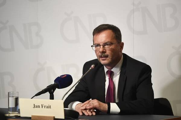 Zeman jmenoval viceguvernérem České národní banky Jana Fraita. Do funkce nastoupí 13. února