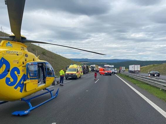 Hasiči ze stanice Ústí nad Labem zasahovali u dopravní nehody na… | POŽÁRY.cz - ohnisko žhavých zpráv | hasiči aktuálně