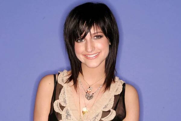 Ashlee Simpson Revisits Debut Album Autobiography with Deluxe Version 20 Years Later: 'Beautiful Time in My Life'