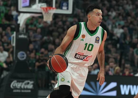 Kostas Sloukas of Panathinaikos BC during a basketball game.