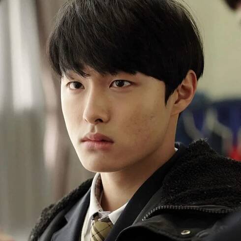 Yoon Chan Young 20
