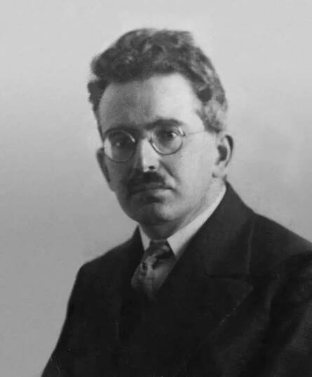 Soubor:Walter Benjamin vers 1928.jpg – Wikicitáty