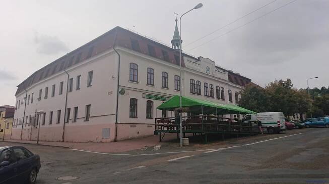 Restaurace Na radnici - Zbiroh | Katalpa