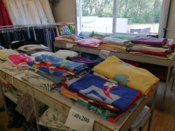 Maloobchodní prodejny - Second Hand Land e-shop
