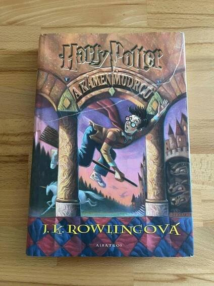 Kniha Harry Potter a kámen mudrců, raritní velkoformátové vydání - Knižní sci-fi / fantasy