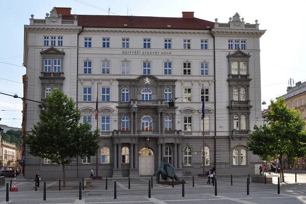 Zeman jmenoval Pořízkovou místopředsedkyní Nejvyššího správního soudu
