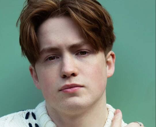 'Heartstopper' Star Kit Connor To Lead Horror 'One Of Us'