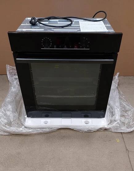 Trouba GORENJE BOS6737E06B 7490 Kč