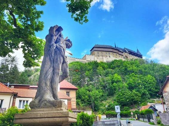 11.6.2025 - Senioři v akci - Karlštejn - Oficiální stránky obce Velká Hleďsebe