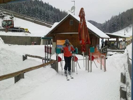 Ski areál Branná - ubytování, počasí, online webkamera, otevírací doba, akce