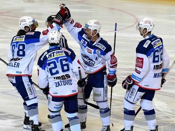 Tipsport extraliga ledního hokeje mezi domácí Kometou Brno a Piráty z Chomutova.