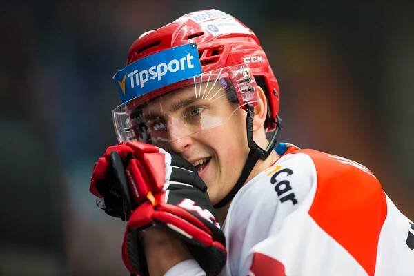 Mountfield HK, a.s. | Fotogalerie | Hráč | Lukáš Vopelka