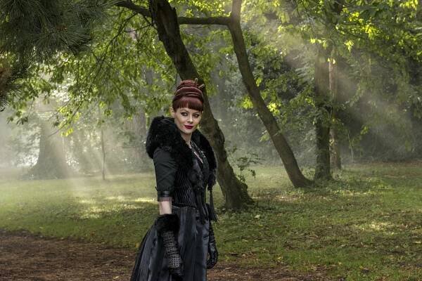 Into the Badlands - Dlaň železného lišáka - Z filmu - Emily Beecham