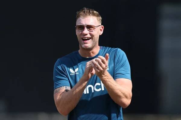 Assistant coach, Andrew Flintoff 