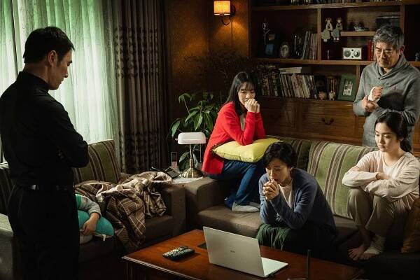Byeonshin - Z filmu - Yi-hyeon Jo, Young-nam Jang, Dong-il Seong, Hye-joon Kim