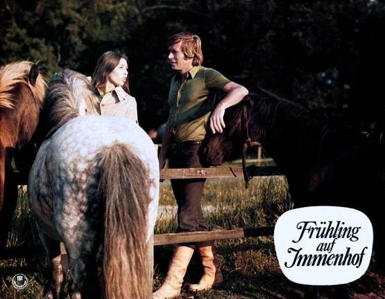 Frühling auf Immenhof - Z filmu - Giulia Follina, Horst Janson