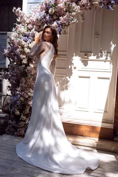 Wedding dress Model 5229 – Blooming Love – Maria Anette
