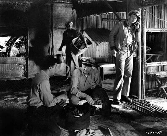 Byli obětováni - Z filmu - John Wayne, Robert Montgomery