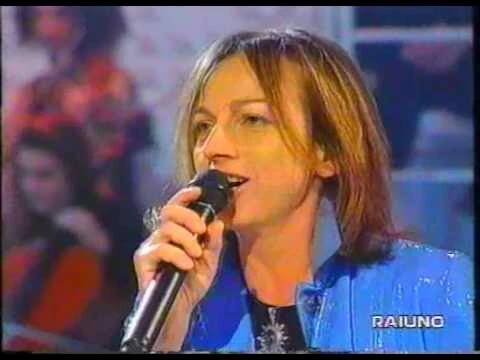 Gianna Nannini & Gianni Morandi In Ginocchio Da Te