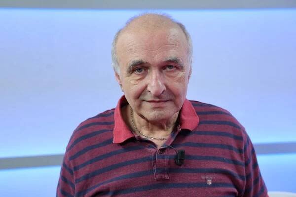 90ky: Elitní kriminalista Štoček o nájemných vraždách v 90. letech. První oběť zachránila protéza!