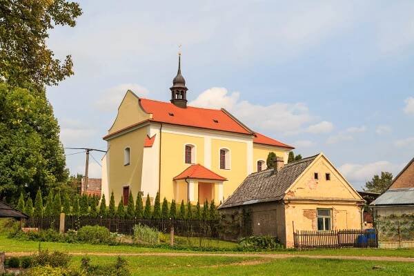 Římskokatolická farnost – děkanství Chlumec nad Cidlinou – Wikipedie