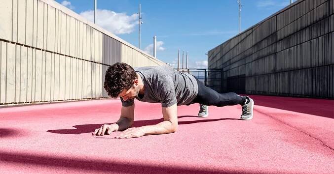 14 Unexpected Moves That Work Your Abs Better Than Crunches