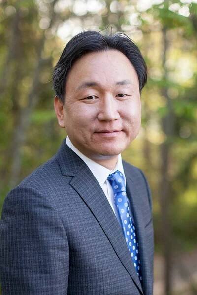 Dr. Nam