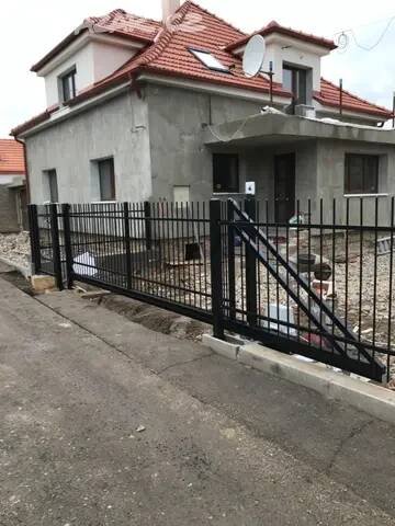 Pojezdové brány , branky , Dvoukřídlá vrata