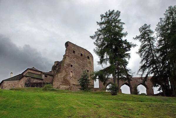 hrad Velhartice