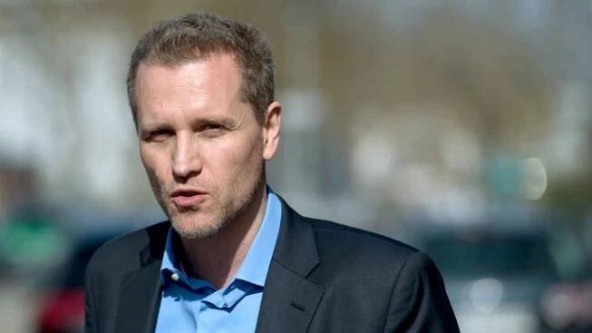 Russiagate: Rozvrátí Čech eurokandidátku AfD? Němcům vysvětlení Bystroně nestačí