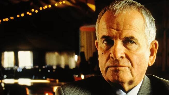 Ian Holm ve filmu Sladké zítřky