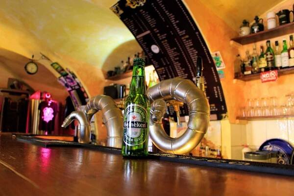 HEINEKEN - Singer Pub