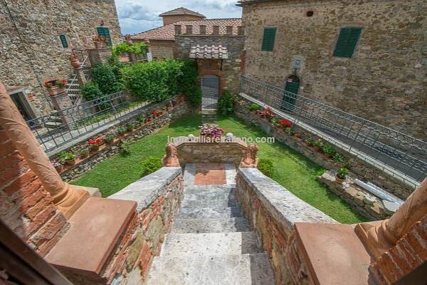 Medieval Castle Bucine Arrezo Tuscany Immobiliare Italiano