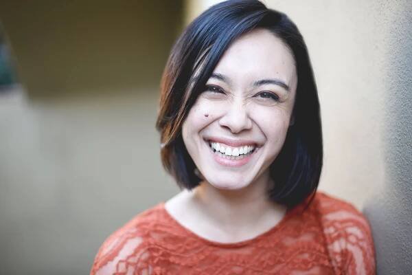 Bio — Jennifer Paredes